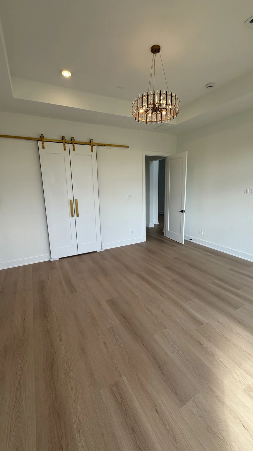 LVP and laminate flooring project 9 in the Houston area