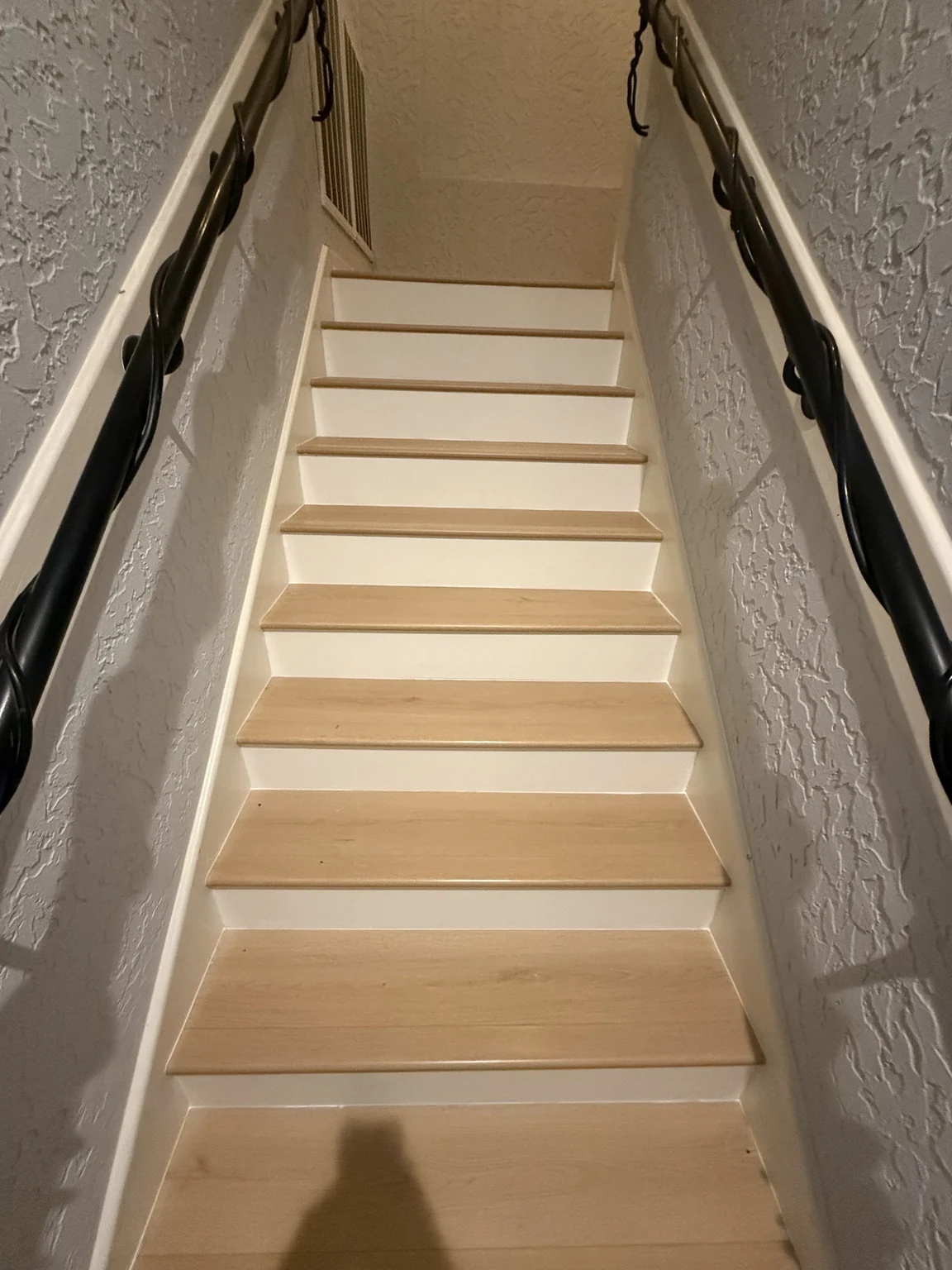 LVP and laminate flooring project 12 in the Houston area