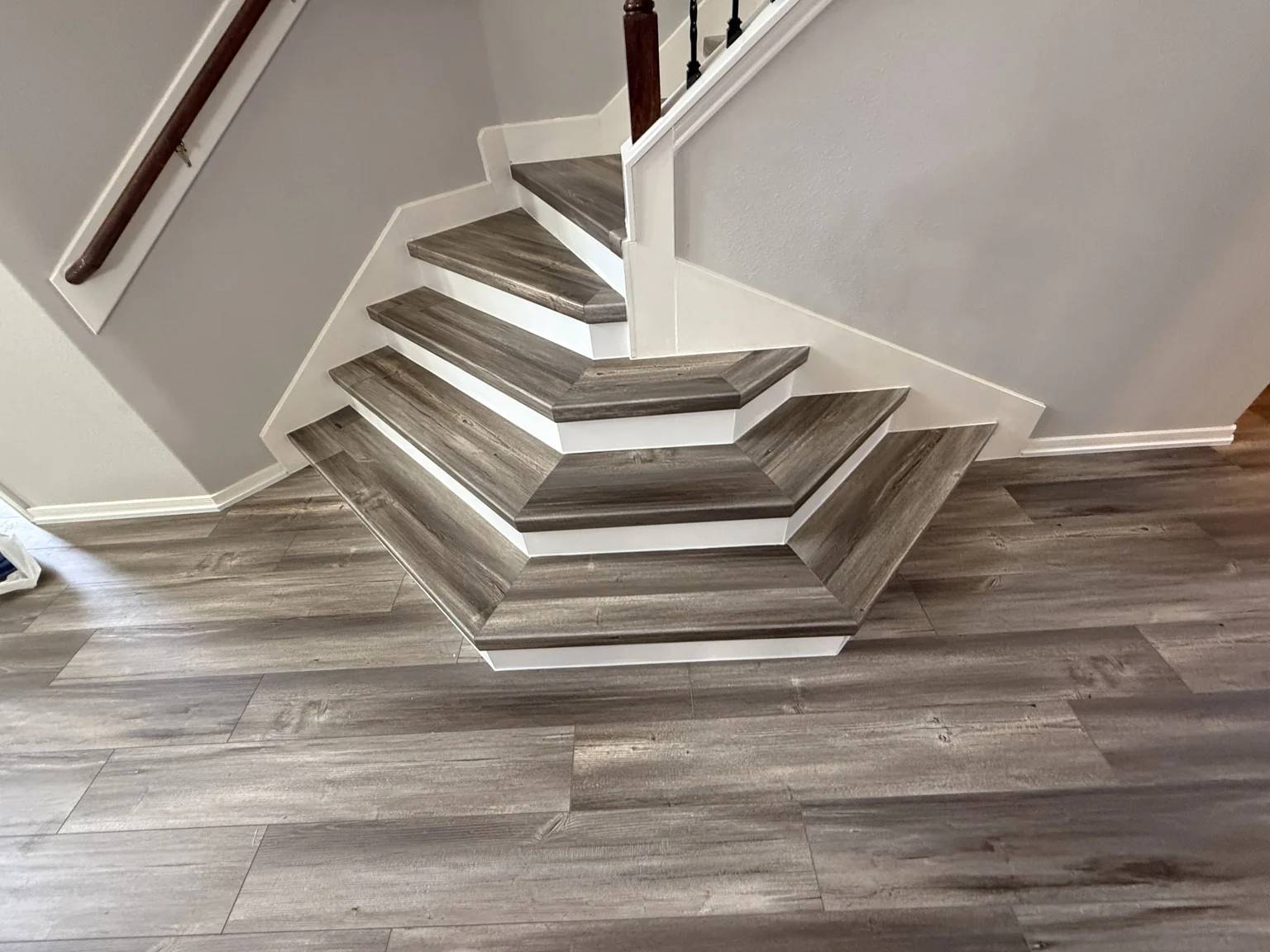 LVP and laminate flooring project 22 in the Houston area