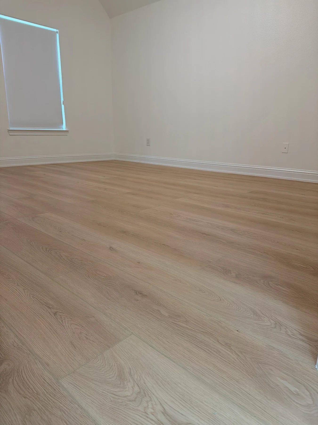 LVP and laminate flooring project 27 in the Houston area